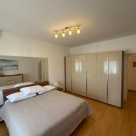 Apartment Blue Bay