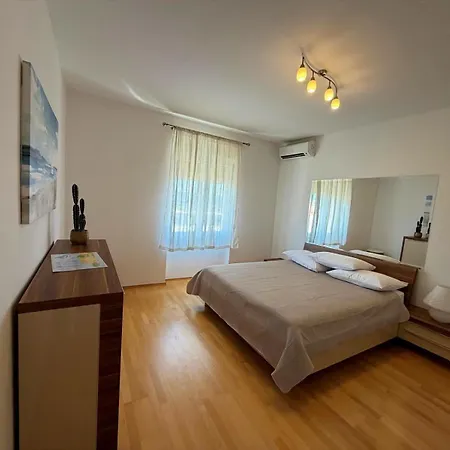 Blue Bay Apartment
